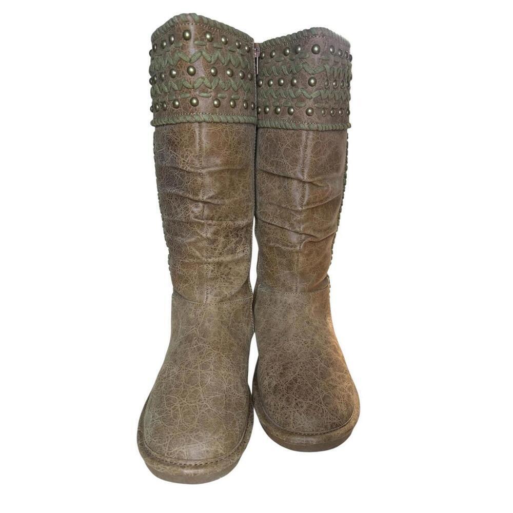 ****Bearpaw Silverthrone Mid Calf Boots Womens Sz 7 Brown Fleece Suede Studded - Picture 2 of 8
